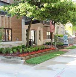 Lake Crest Front Entrance